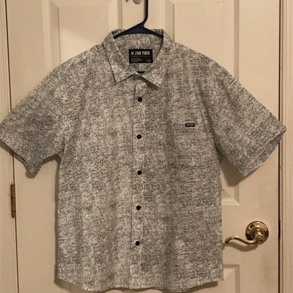 Zoo York Men’s Button Up Shirt